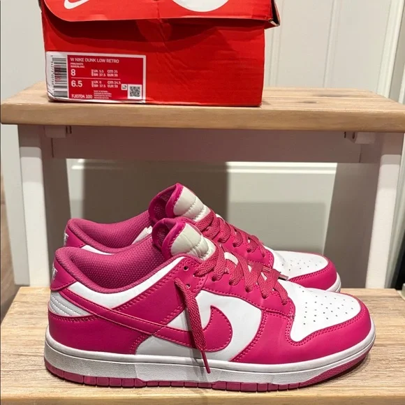 Nike Dunk Low Retro Pink and White Shoes - Picture 3 of 4